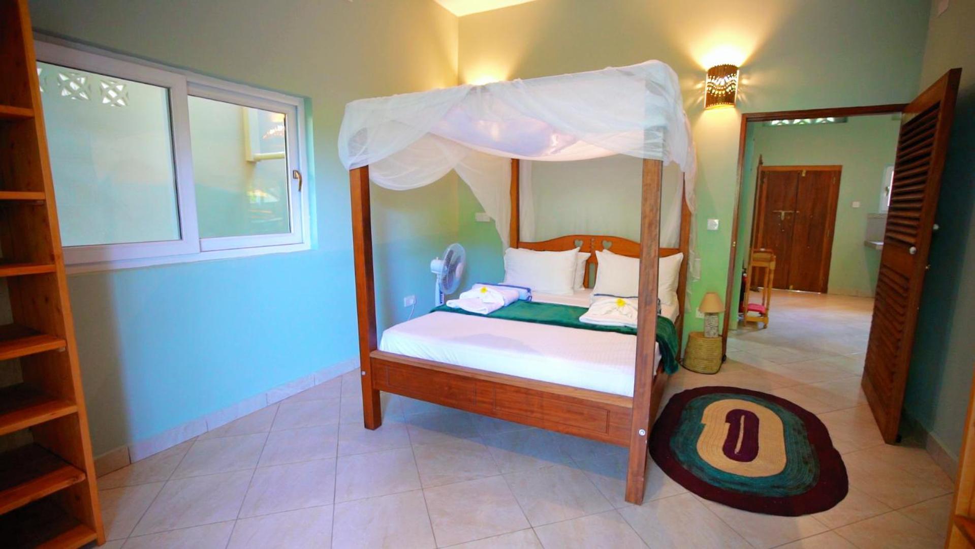 The Pool House & The Colobus House, Bella Seaview, Diani Beach, Kenya Exteriör bild